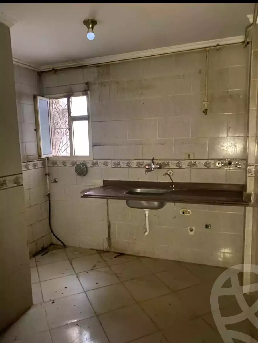 https://aqarmap.com.eg/en/listing/6623737-for-sale-alexandria-l-jmy-el-hanouvel-al-asdakaa-st