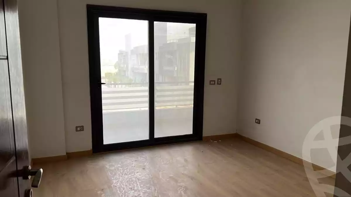 https://aqarmap.com.eg/ar/listing/6624081-for-sale-cairo-el-shorouk-compounds-wesal-city-wesal-residence