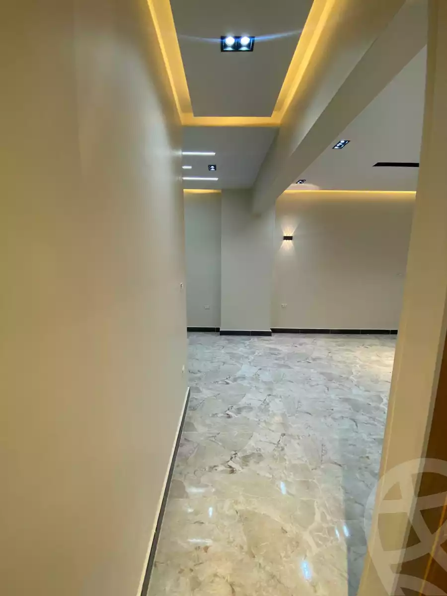 https://aqarmap.com.eg/ar/listing/6625118-for-sale-cairo-el-sheikh-zayed-city-el-hay-elsades-ashaer