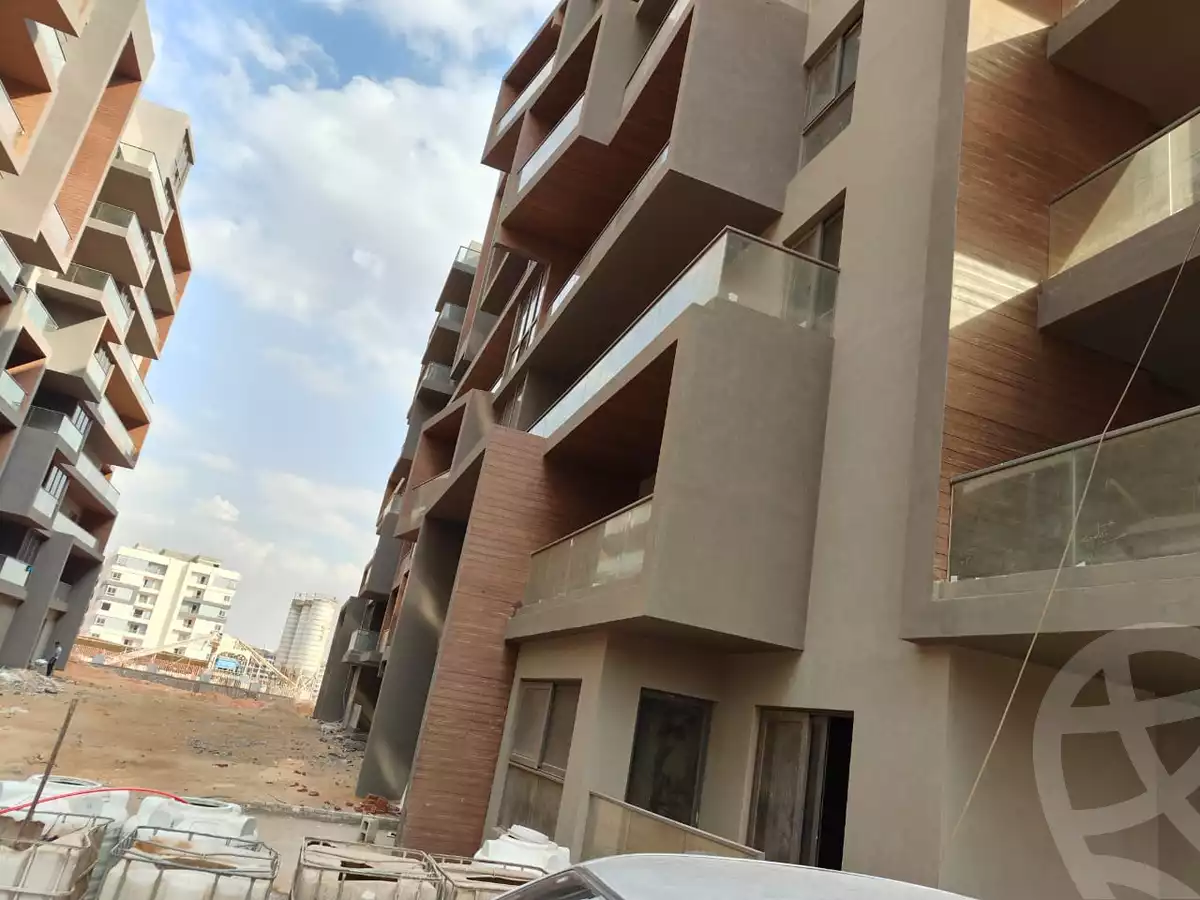 https://aqarmap.com.eg/en/listing/6625287-for-sale-cairo-new-administrative-capital-r7-vinci