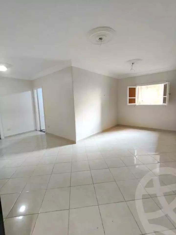 https://aqarmap.com.eg/ar/listing/6625411-for-sale-alexandria-el-asafra-l-sfr-bhry