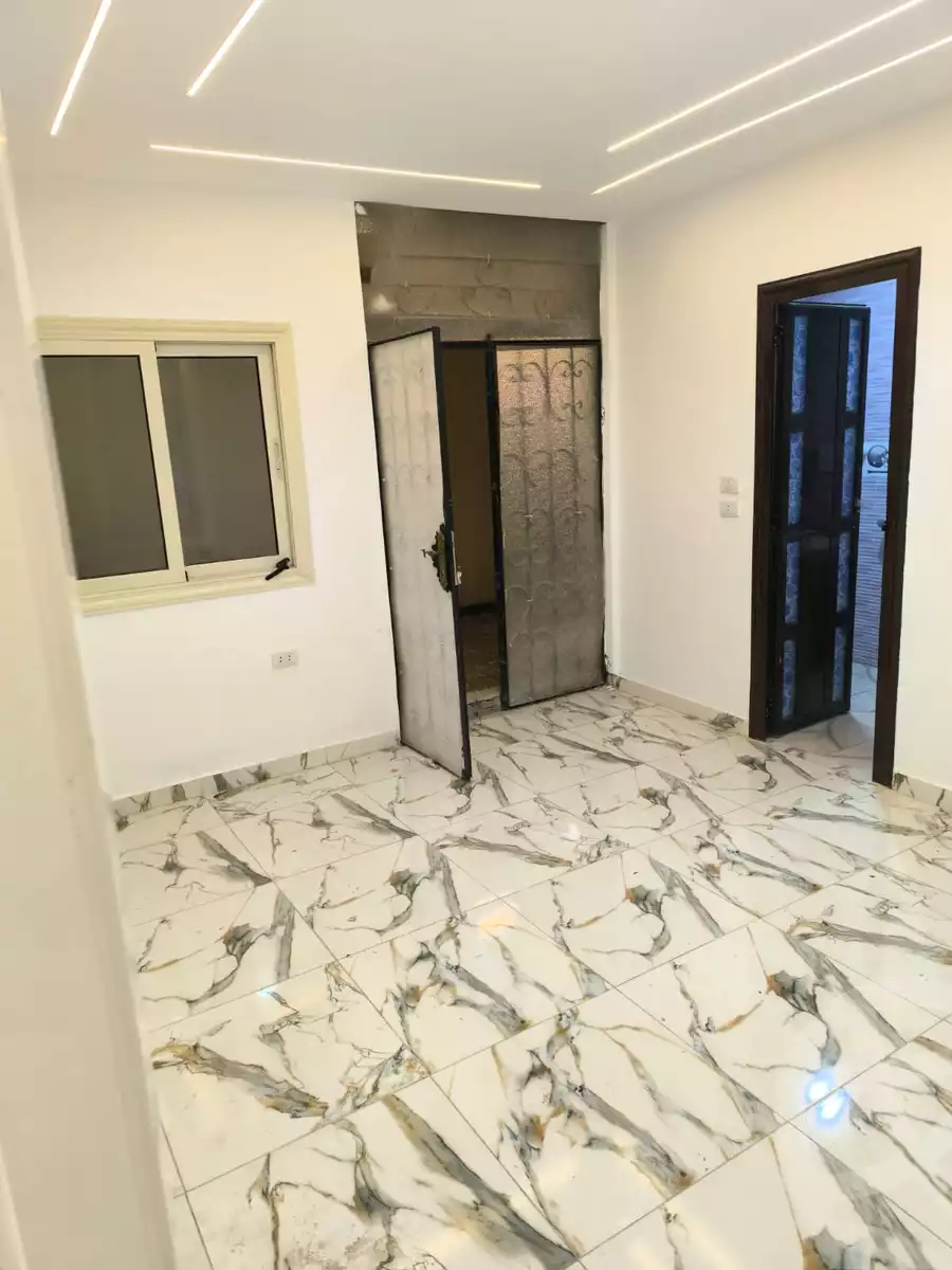 https://aqarmap.com.eg/ar/listing/6627145-for-sale-cairo-new-cairo-ganob-el-akadamiya-south-academy-z