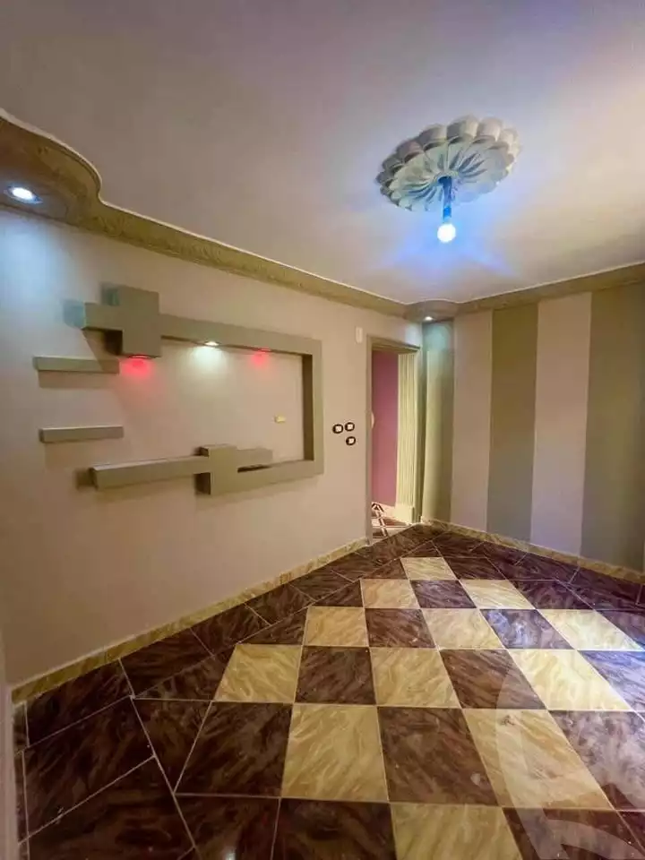 https://aqarmap.com.eg/ar/listing/6628173-for-sale-alexandria-el-asafra-l-sfr-qbly-el-maahad-el-dini-st