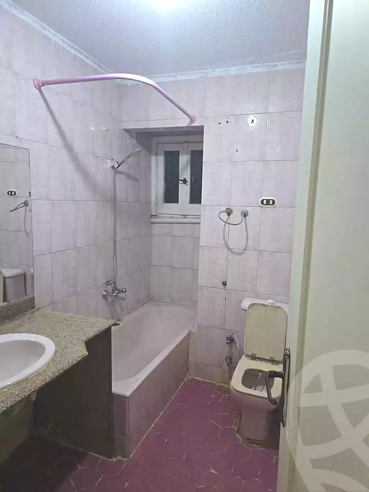 https://aqarmap.com.eg/ar/listing/6628352-for-sale-alexandria-el-mandara-al-mahdaoi-st