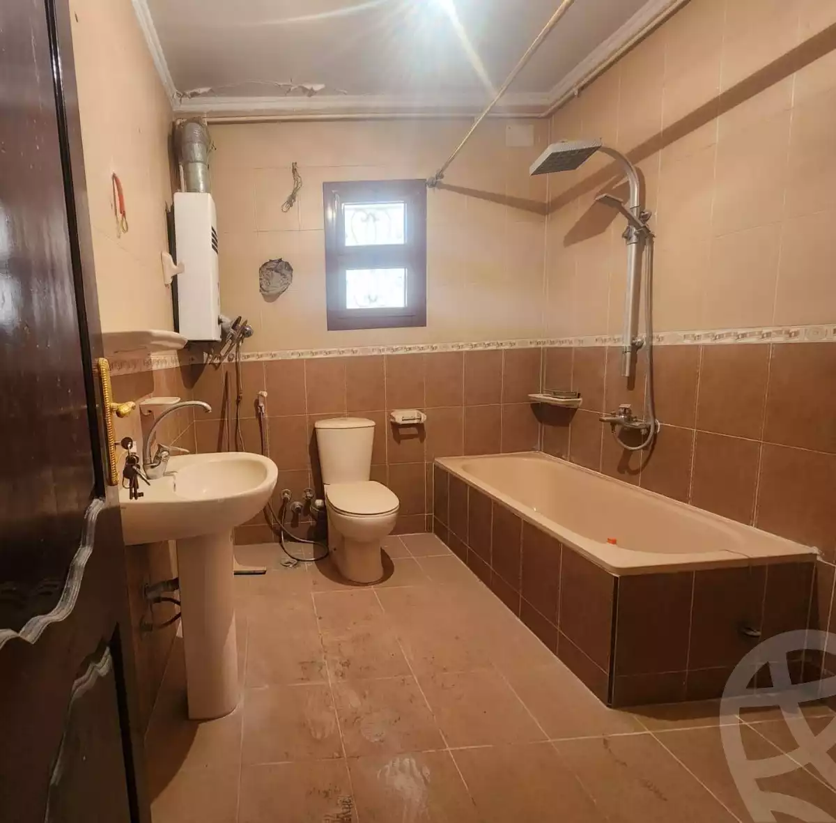 https://aqarmap.com.eg/ar/listing/6628361-for-sale-cairo-new-cairo-el-narges-el-narges-omarat-mohamed-sabry-abu-alam-st