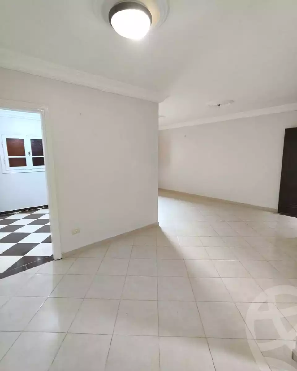 https://aqarmap.com.eg/ar/listing/6629823-for-sale-alexandria-el-asafra-l-sfr-qbly