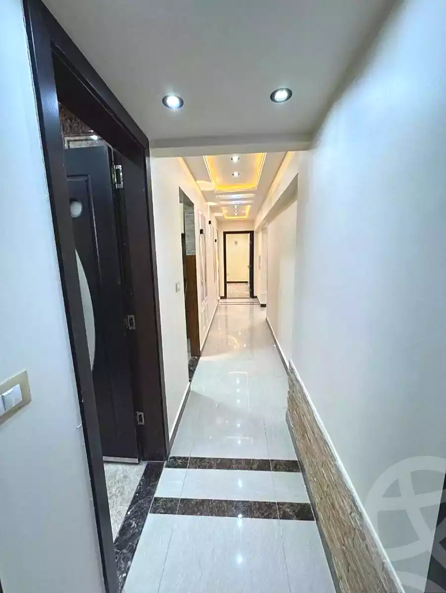https://aqarmap.com.eg/en/listing/6632640-for-sale-alexandria-el-asafra-l-sfr-bhry