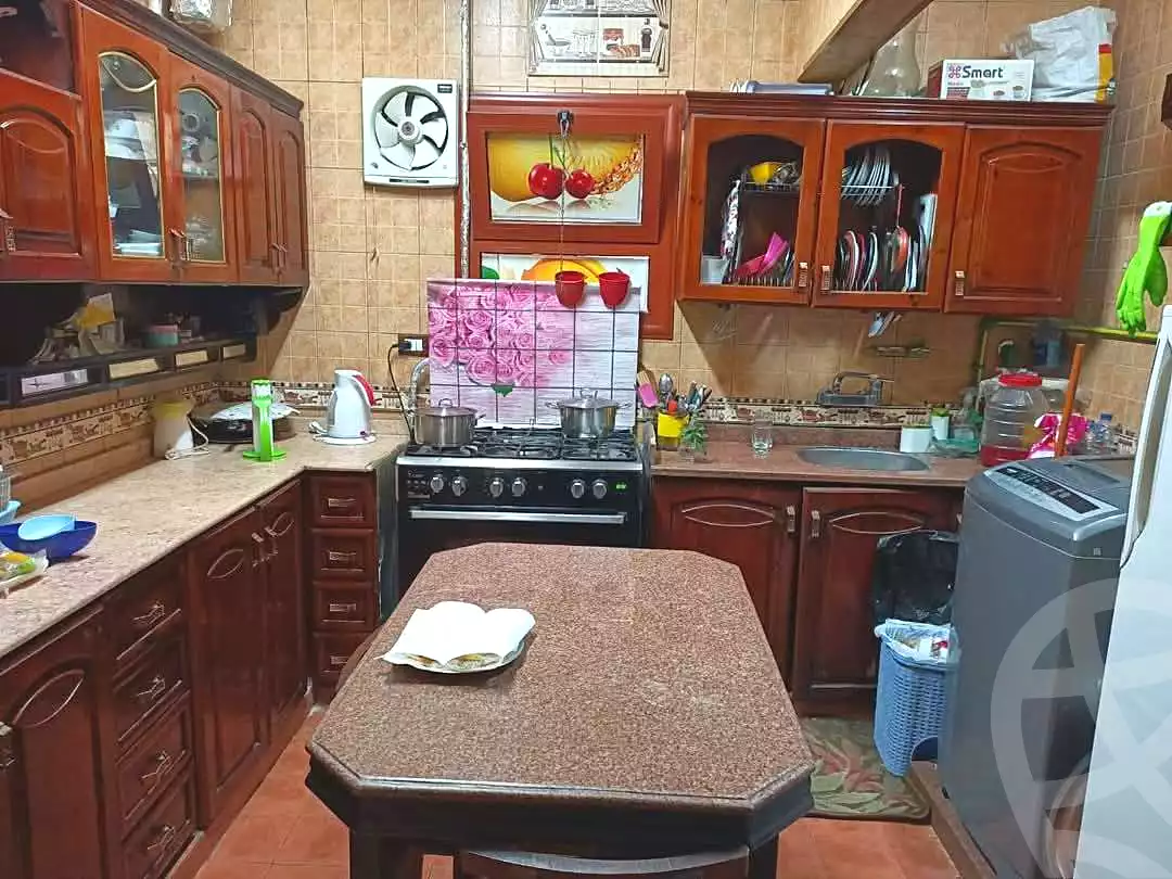 https://aqarmap.com.eg/en/listing/6633108-for-sale-cairo-helwan-rostom-st