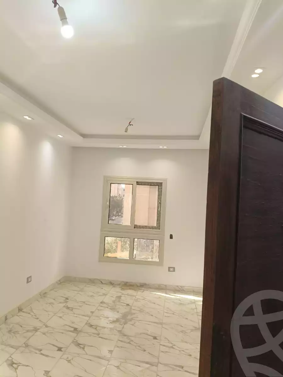 https://aqarmap.com.eg/ar/listing/6633948-for-sale-cairo-6th-of-october-mntq-fr-y-b-6-ktwbr