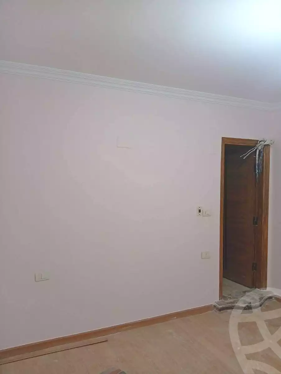 https://aqarmap.com.eg/en/listing/6634601-for-sale-cairo-helwan-helwan-el-sharkeya-ryad-pasha-st