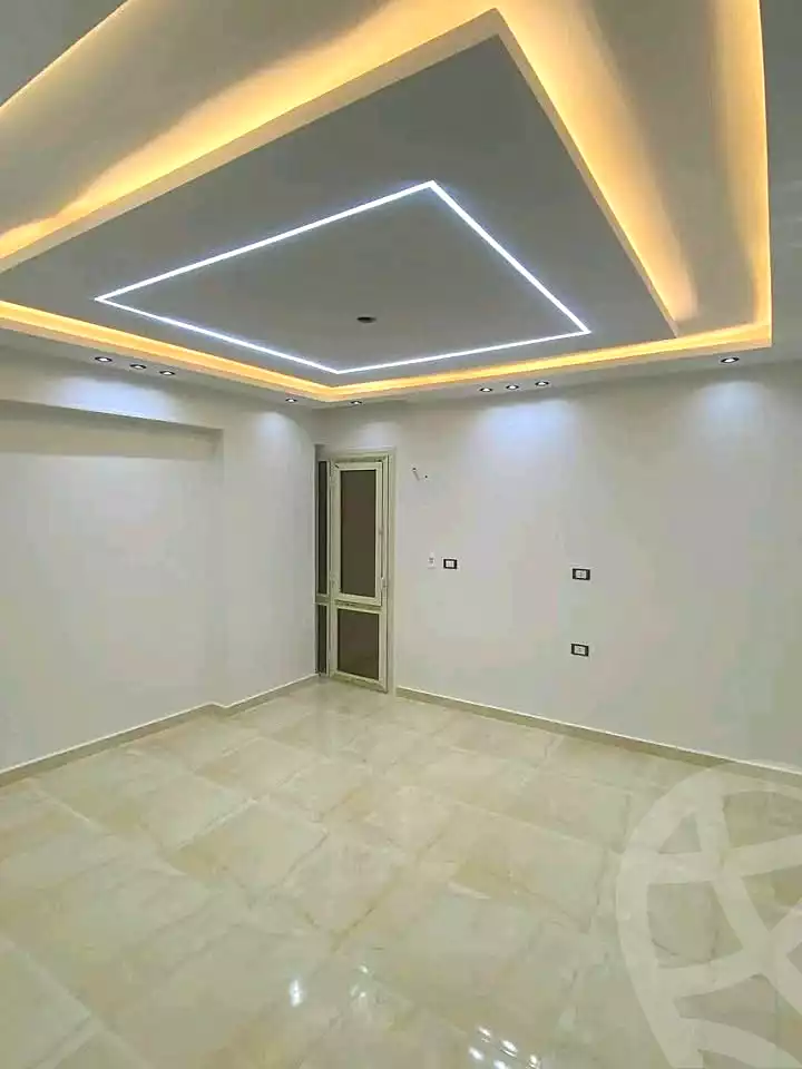 https://aqarmap.com.eg/ar/listing/6634797-for-sale-alexandria-l-jmy-lbytsh-bianchiii-el-arbaeen-st