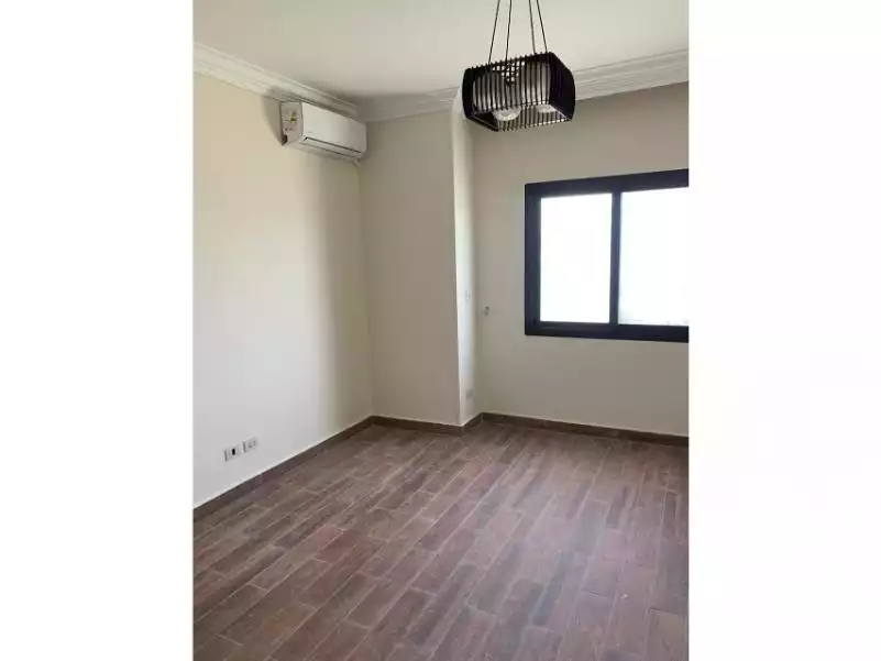 https://aqarmap.com.eg/en/listing/6635037-for-rent-cairo-new-cairo-compounds-eastown-spectrum-eastown-compound