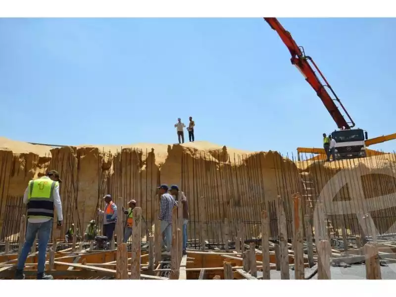 https://aqarmap.com.eg/ar/listing/6635335-for-sale-cairo-6th-of-october-compounds-kmbwnd-b-twn-ryl-styt-llttwyr