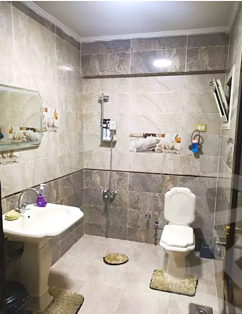 https://aqarmap.com.eg/ar/listing/6636187-for-rent-alexandria-ganaklis-shr-bw-qyr-tryq-lhry