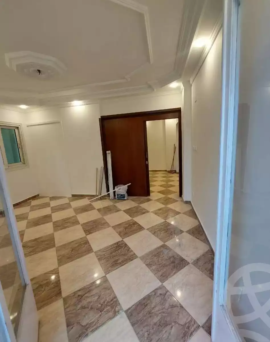 https://aqarmap.com.eg/ar/listing/6636343-for-sale-alexandria-el-asafra-l-sfr-bhry
