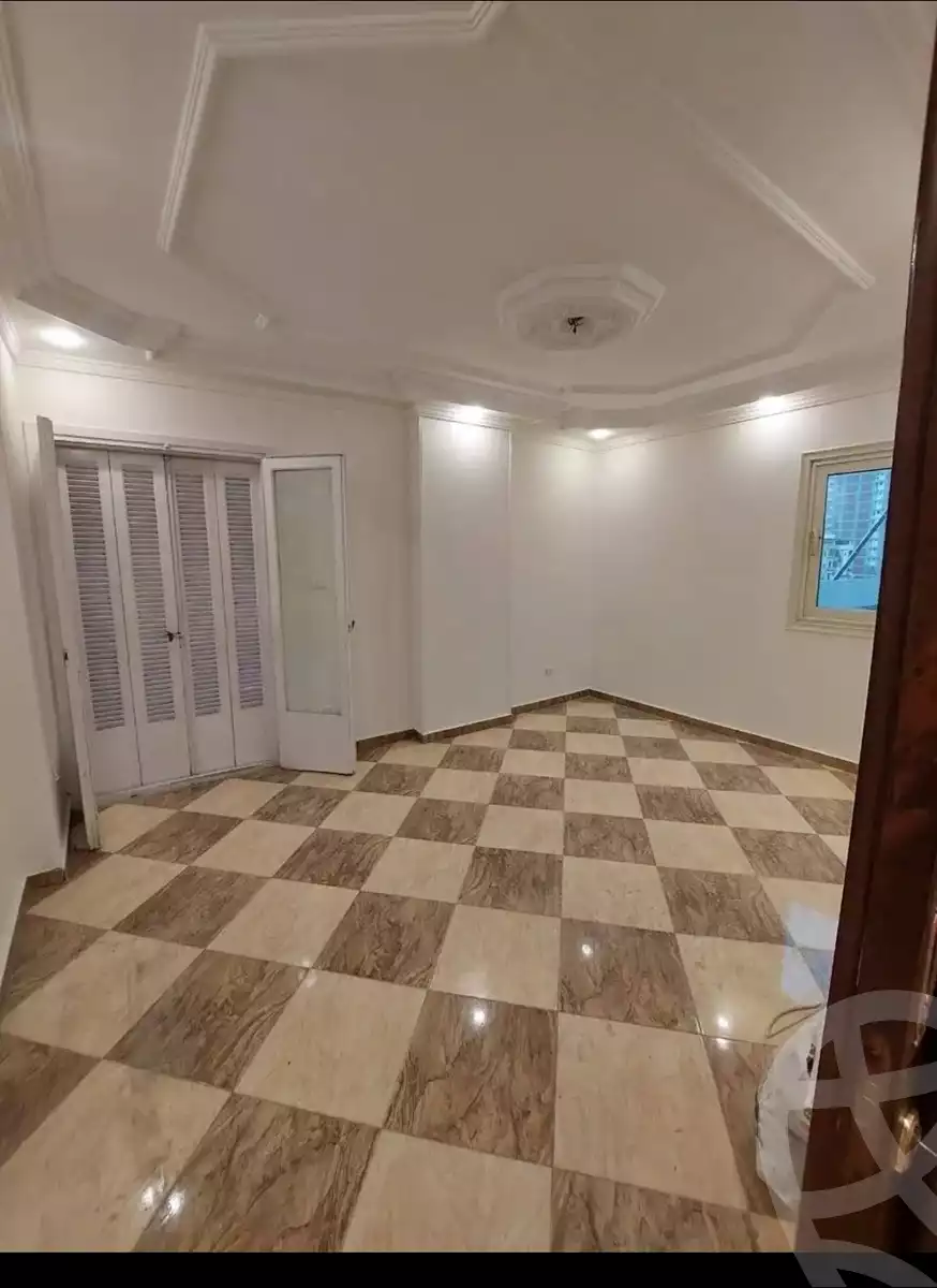 https://aqarmap.com.eg/ar/listing/6636343-for-sale-alexandria-el-asafra-l-sfr-bhry