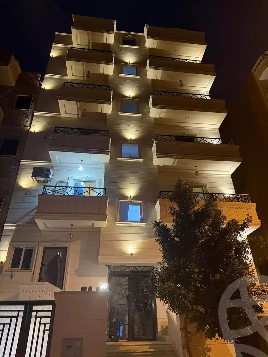 https://aqarmap.com.eg/en/listing/6636619-for-sale-cairo-6th-of-october-el-ahyaa-neighborhood-3rd-street-7