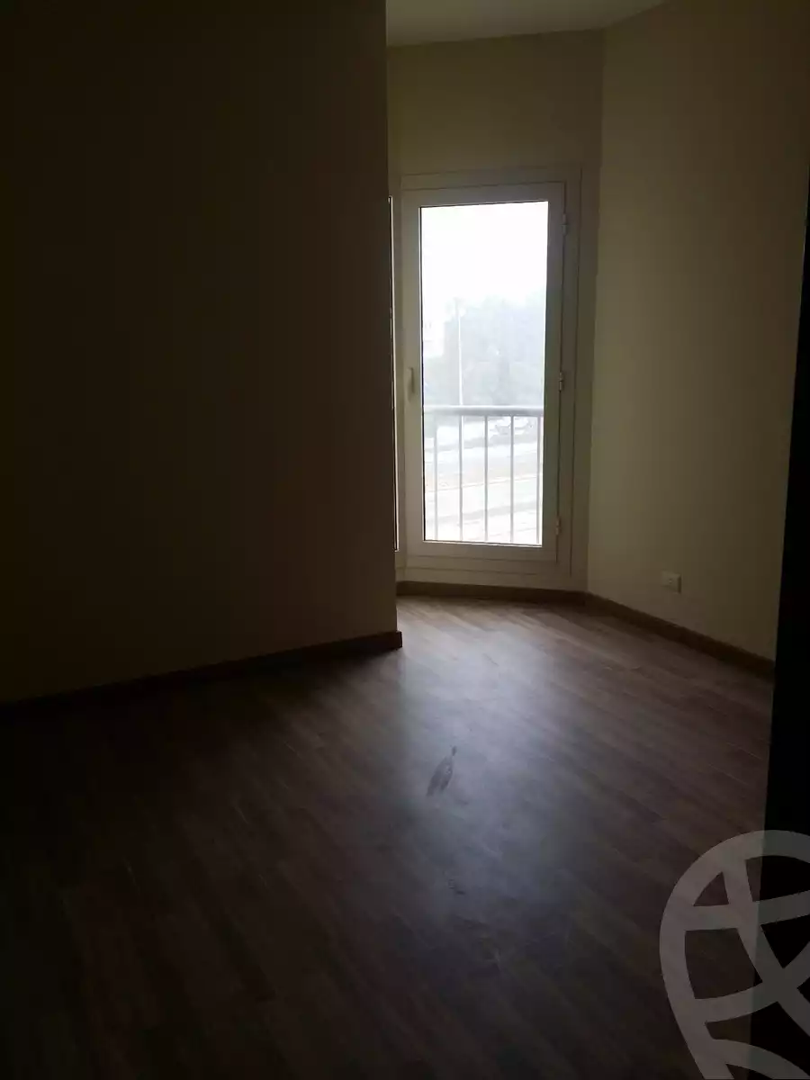 https://aqarmap.com.eg/en/listing/6637602-for-rent-cairo-el-sheikh-zayed-city-compounds-dh-drys