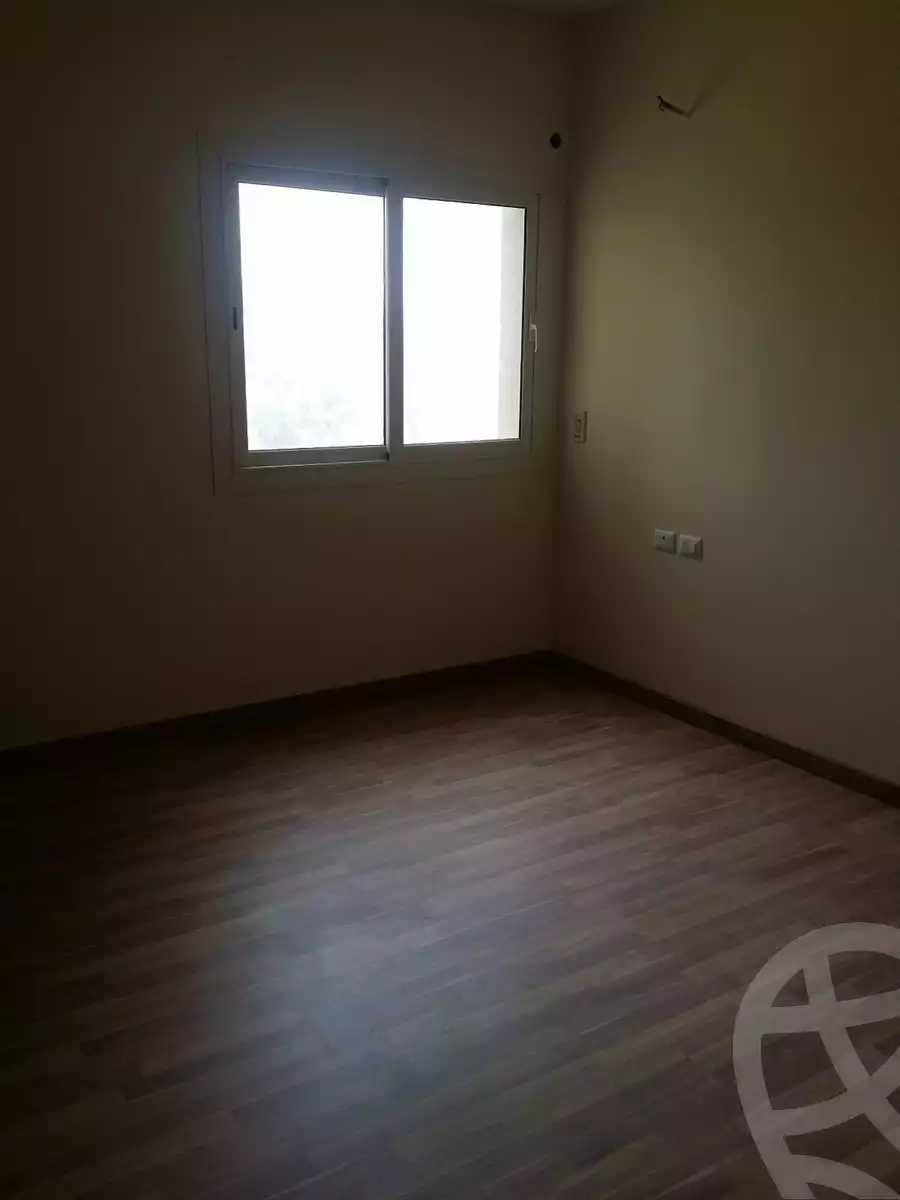 https://aqarmap.com.eg/en/listing/6637602-for-rent-cairo-el-sheikh-zayed-city-compounds-dh-drys