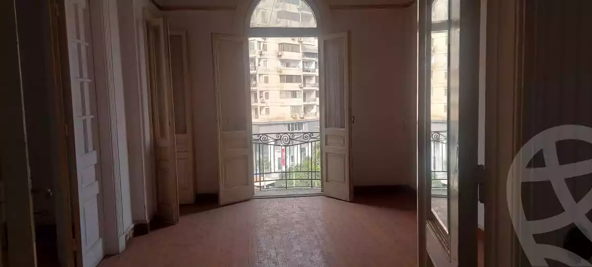 https://aqarmap.com.eg/ar/listing/6637772-for-sale-cairo-heliopolis-roxy-square-al-ahram-st