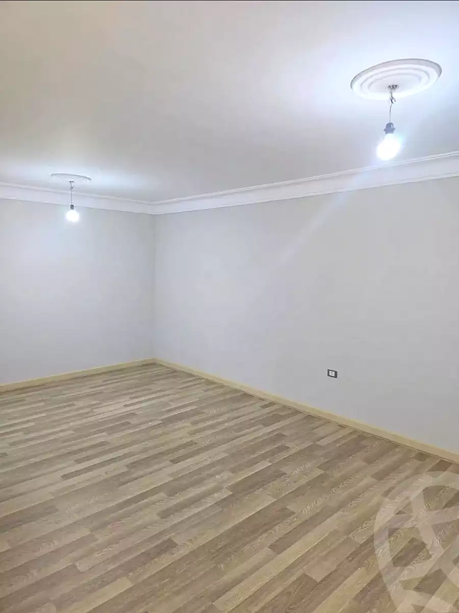https://aqarmap.com.eg/ar/listing/6637882-for-sale-alexandria-ganaklis