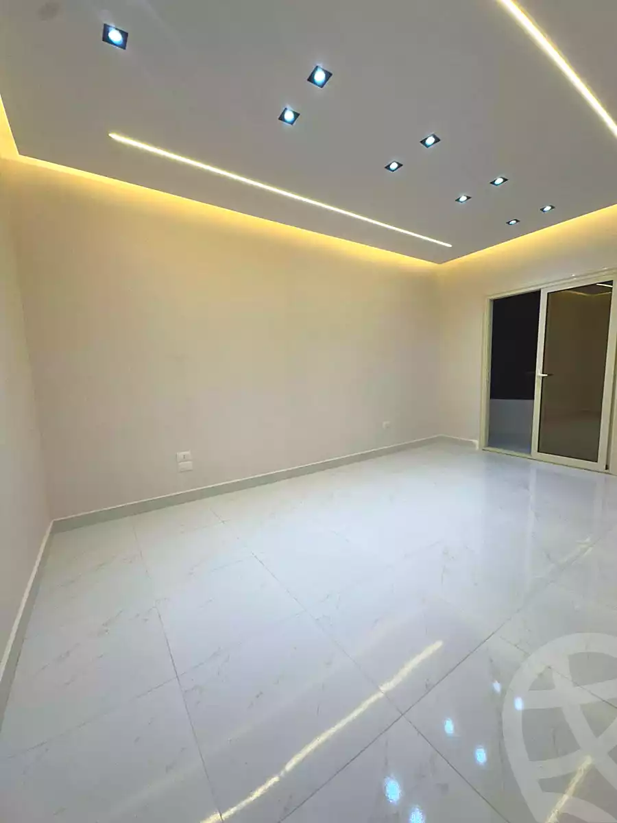 https://aqarmap.com.eg/ar/listing/6638935-for-sale-cairo-6th-of-october-el-ahyaa-neighborhood-1st-seventh-neighborhood