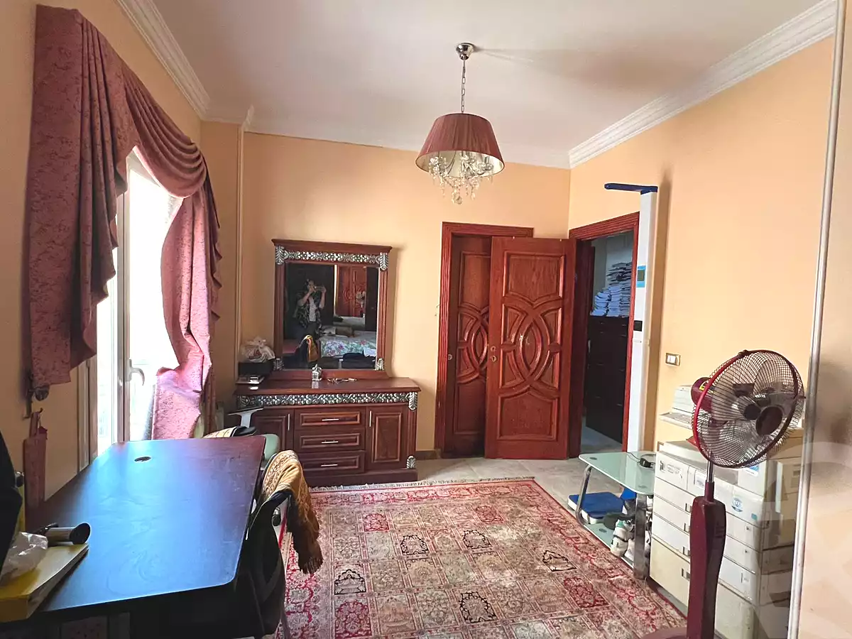 https://aqarmap.com.eg/ar/listing/6639143-for-sale-cairo-6th-of-october-el-ahyaa-neighborhood-3rd-al-hay-al-thalith-st