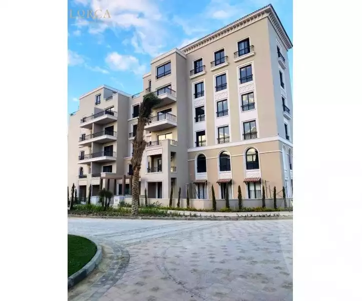https://aqarmap.com.eg/en/listing/6639196-for-sale-cairo-el-sheikh-zayed-city-compounds-kmbwnd-fyldj-wyst-dr-llttwyr