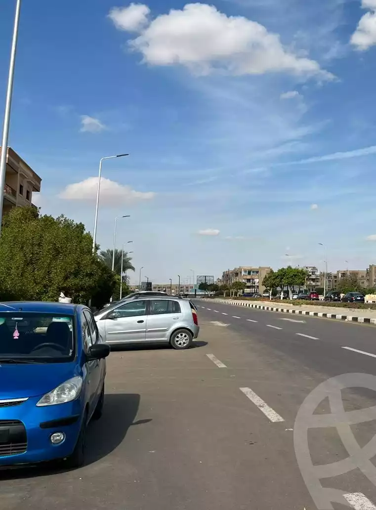 https://aqarmap.com.eg/ar/listing/6639318-for-sale-cairo-el-shorouk-lmntq-lwl-neighbourhood-1