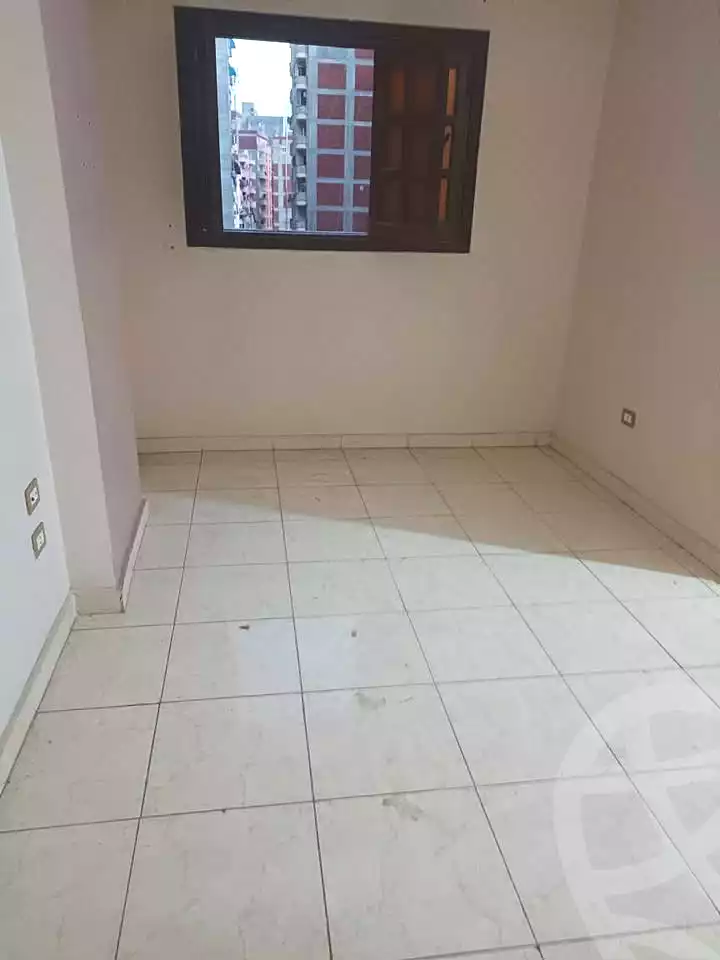 https://aqarmap.com.eg/ar/listing/6639673-for-sale-alexandria-sydy-bshr-sydy-bshr-bhry-shr-mhmd-njyb