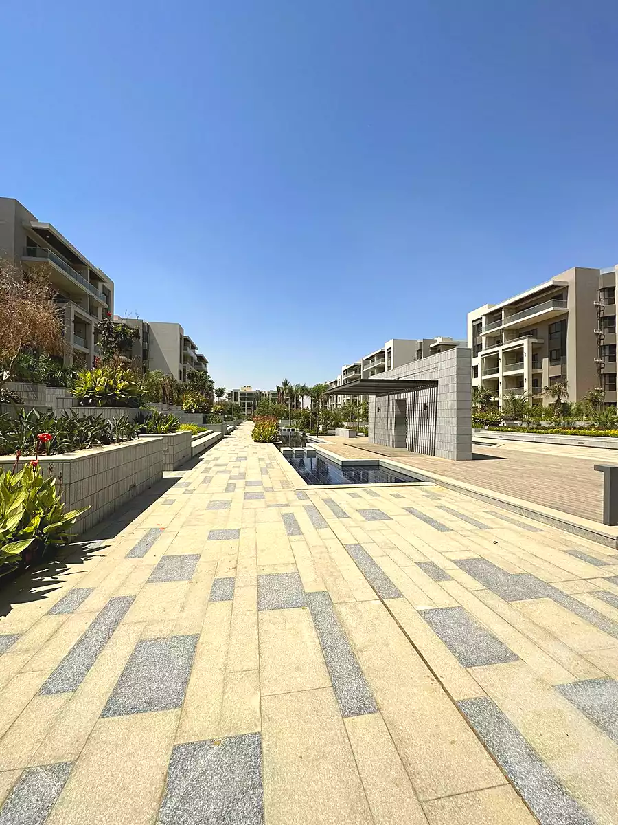 https://aqarmap.com.eg/ar/listing/6639788-for-sale-cairo-new-cairo-compounds-the-address-east