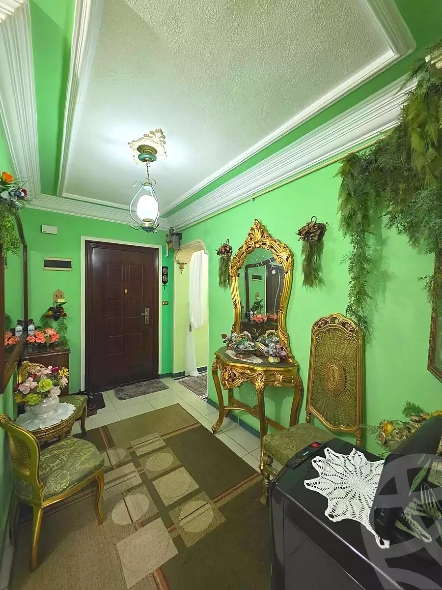 https://aqarmap.com.eg/ar/listing/6640330-for-sale-alexandria-sydy-bshr-sydy-bshr-bhry-shr-mhmwd-l-yswy