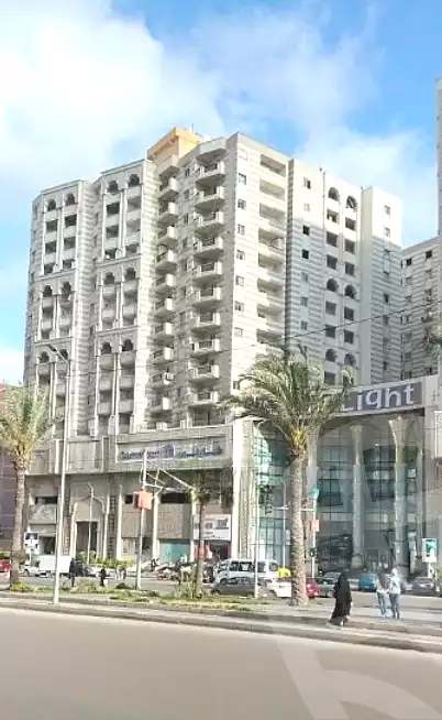 https://aqarmap.com.eg/ar/listing/6641013-for-sale-alexandria-lsywf-city-light-mall