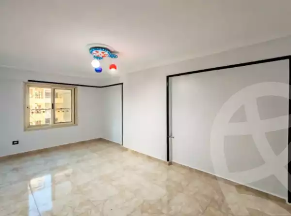 https://aqarmap.com.eg/ar/listing/6641061-for-sale-alexandria-el-mandara-shr-jml-bd-lnsr