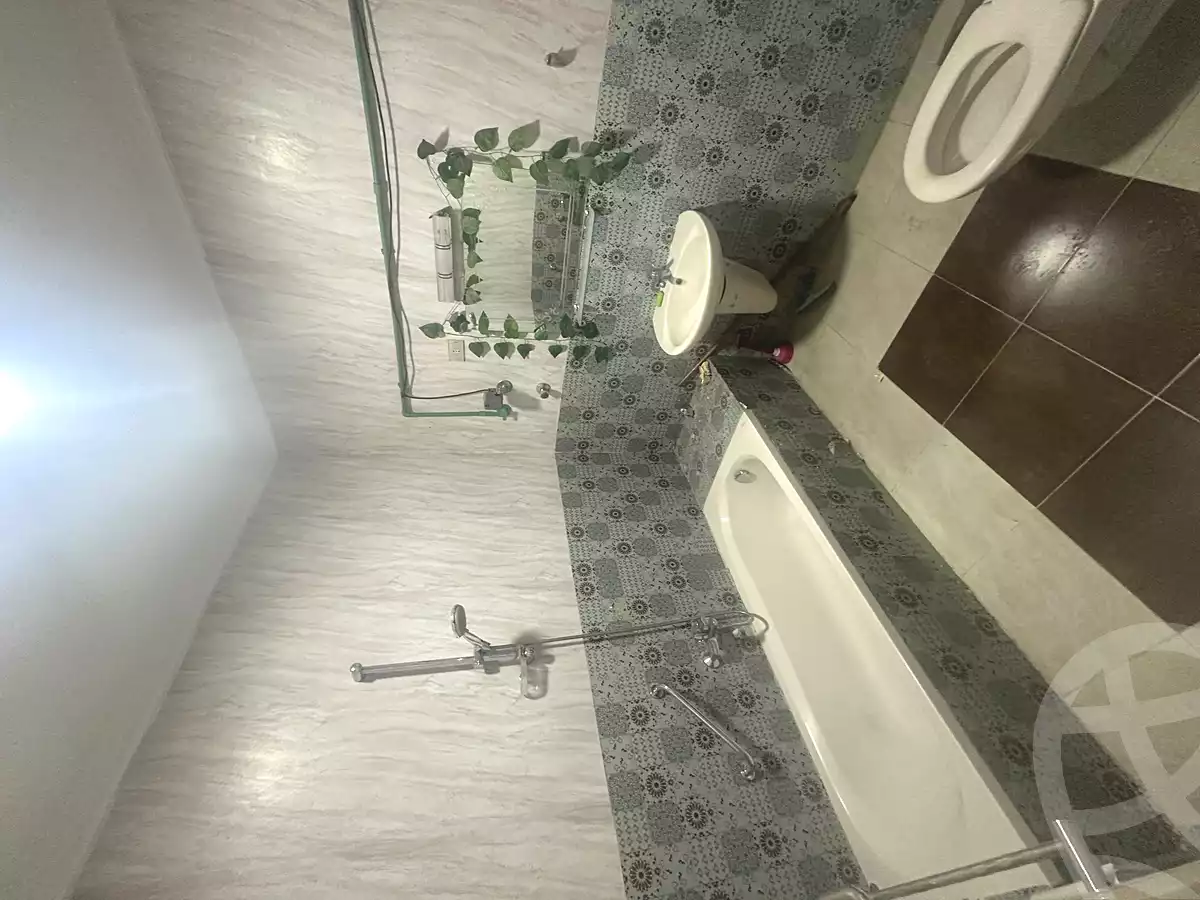 https://aqarmap.com.eg/ar/listing/6642269-for-rent-cairo-ljyz-el-bahr-el-azam-el-khalej-buildings