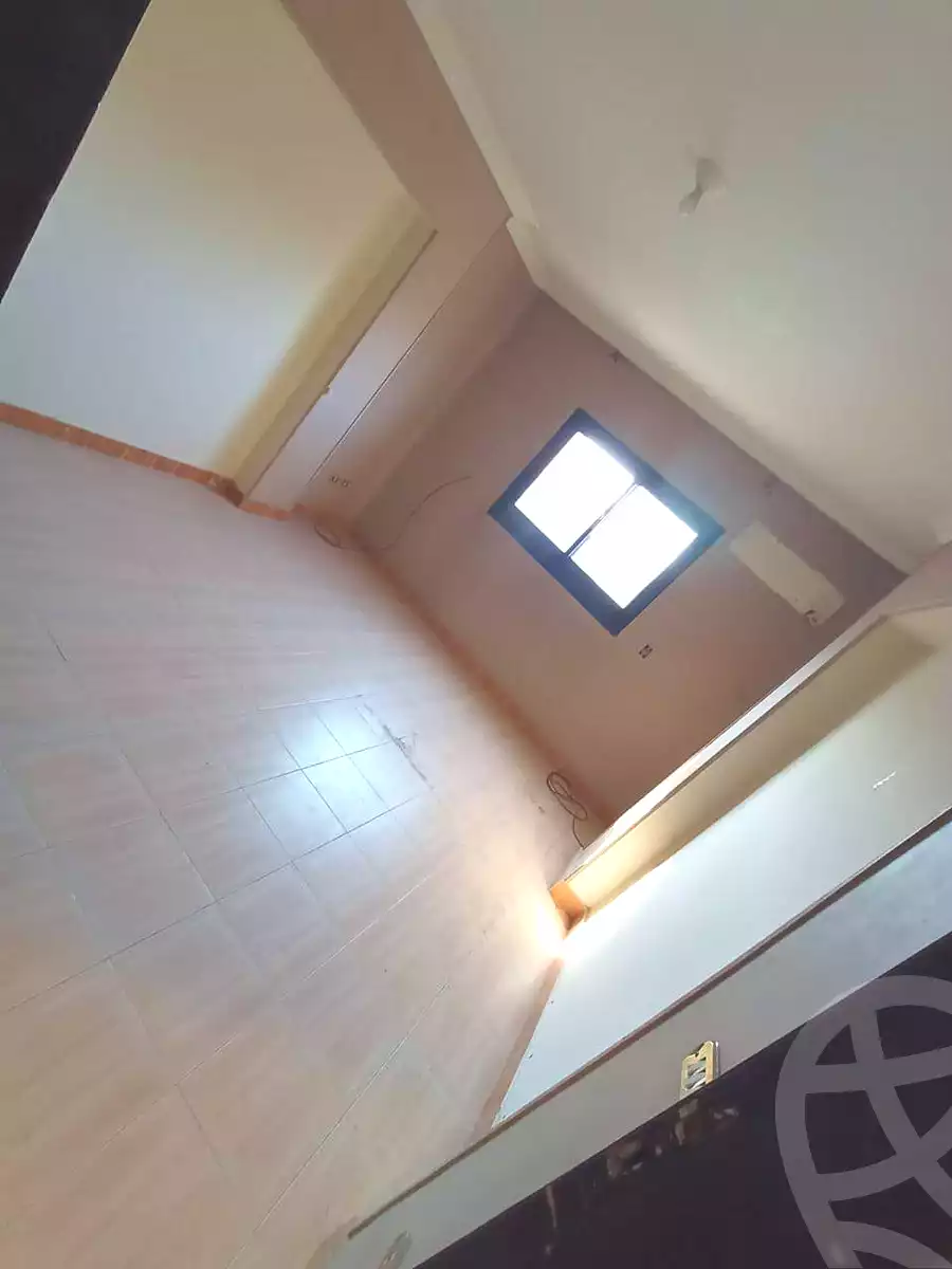 https://aqarmap.com.eg/en/listing/6643522-for-sale-cairo-helwan-helwan-el-sharkeya-borhan-st