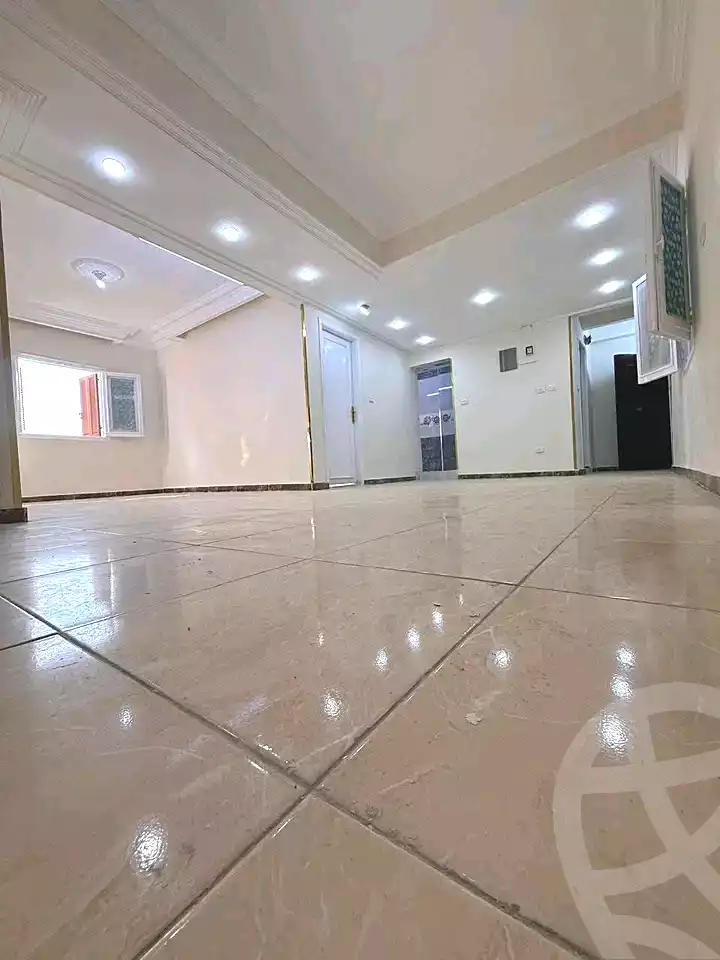 https://aqarmap.com.eg/ar/listing/6643543-for-sale-cairo-helwan-mnshy-yn-hlwn-mansour-st