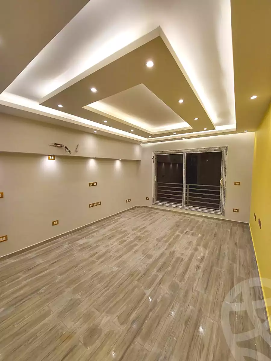 https://aqarmap.com.eg/ar/listing/6643884-for-rent-cairo-new-cairo-compounds-hyde-park-park-corner-hyde-park