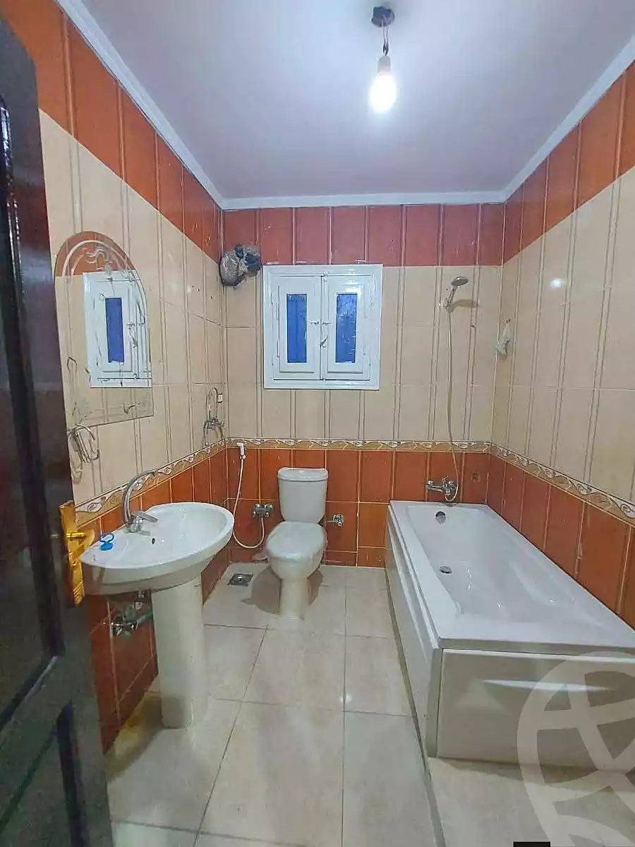 https://aqarmap.com.eg/ar/listing/6644382-for-sale-cairo-helwan-helwan-el-sharkeya-latif-basha-st