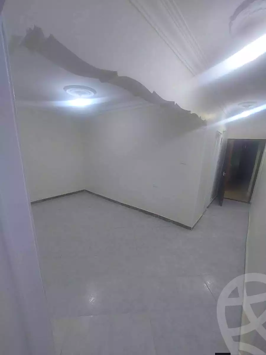 https://aqarmap.com.eg/ar/listing/6644500-for-sale-cairo-helwan-mahmoud-khater-st
