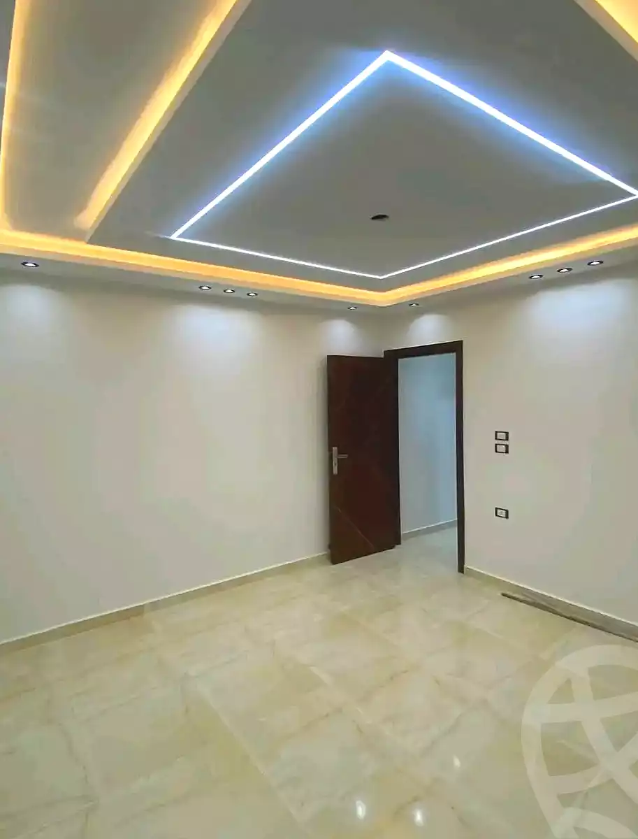 https://aqarmap.com.eg/ar/listing/6645662-for-sale-alexandria-l-jmy-lbytsh-bianchiii-el-arbaeen-st