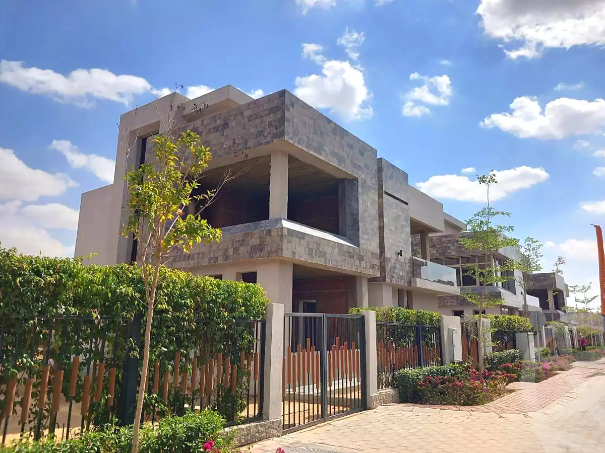 https://aqarmap.com.eg/en/listing/6646379-for-sale-cairo-6th-of-october-hadaeq-october-kmbwnd-fy-hdyq-ktwbr-sun-capital