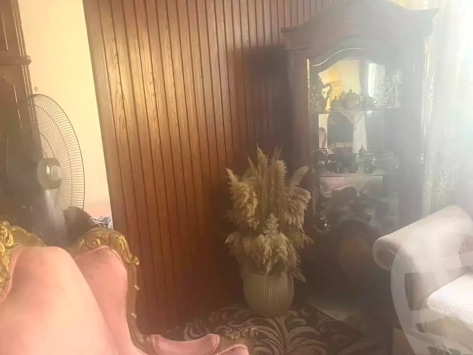 https://aqarmap.com.eg/en/listing/6646641-for-sale-alexandria-lauran-shaarawy-st