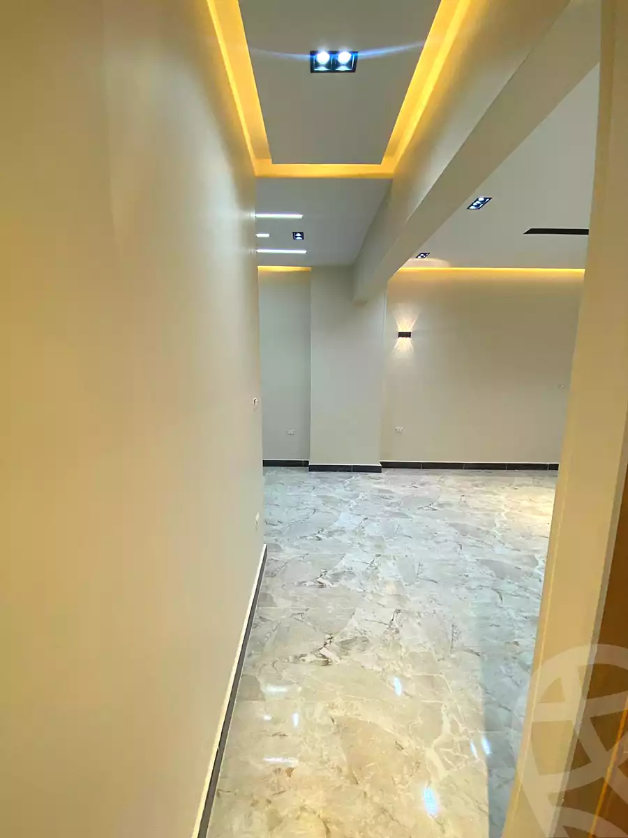 https://aqarmap.com.eg/ar/listing/6646770-for-sale-cairo-el-sheikh-zayed-city-el-hay-elsades-ashaer