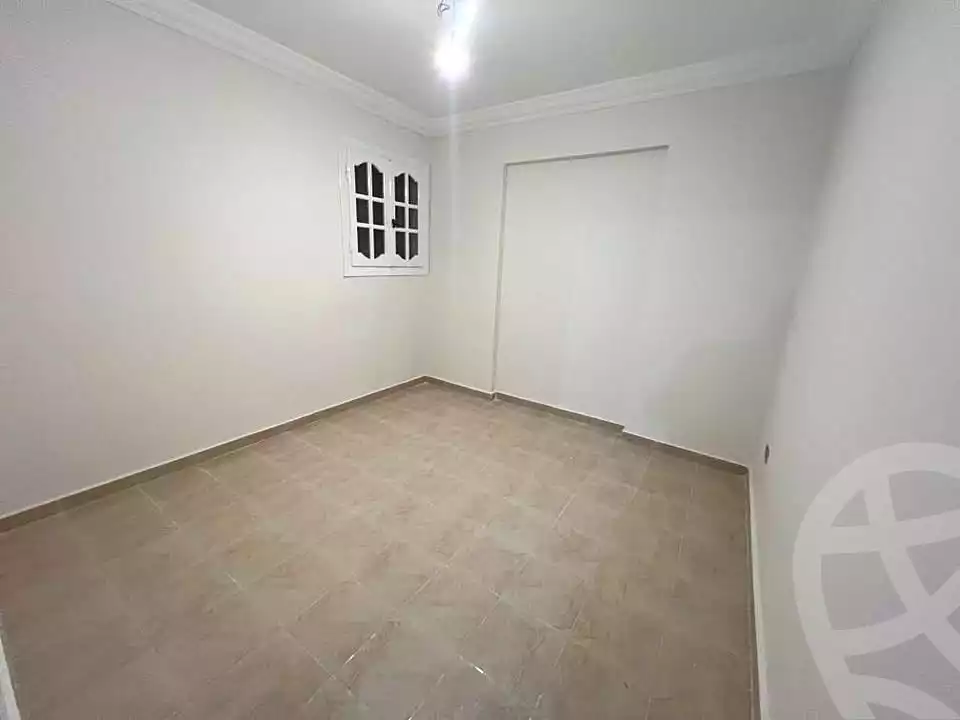 https://aqarmap.com.eg/en/listing/6646906-for-sale-alexandria-sydy-bshr-sydy-bshr-bhry-shr-khld-bn-lwlyd