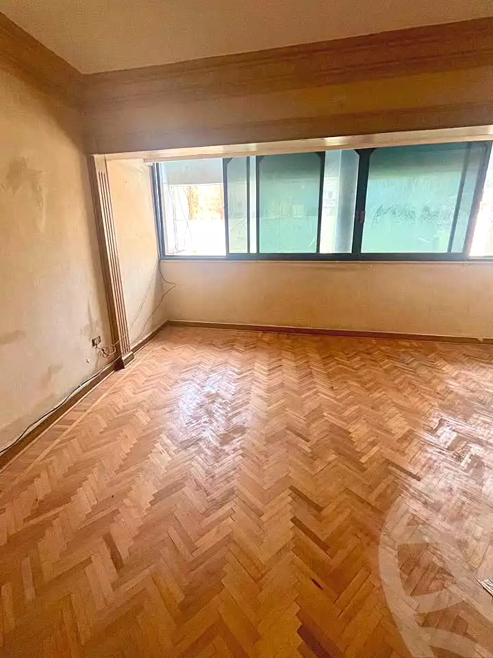 https://aqarmap.com.eg/en/listing/6647001-for-sale-alexandria-ganaklis-shr-mrtdy-bsh