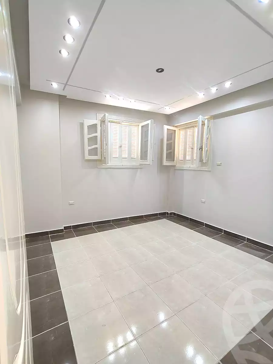 https://aqarmap.com.eg/ar/listing/6647443-for-sale-alexandria-sydy-bshr-sydy-bshr-bhry