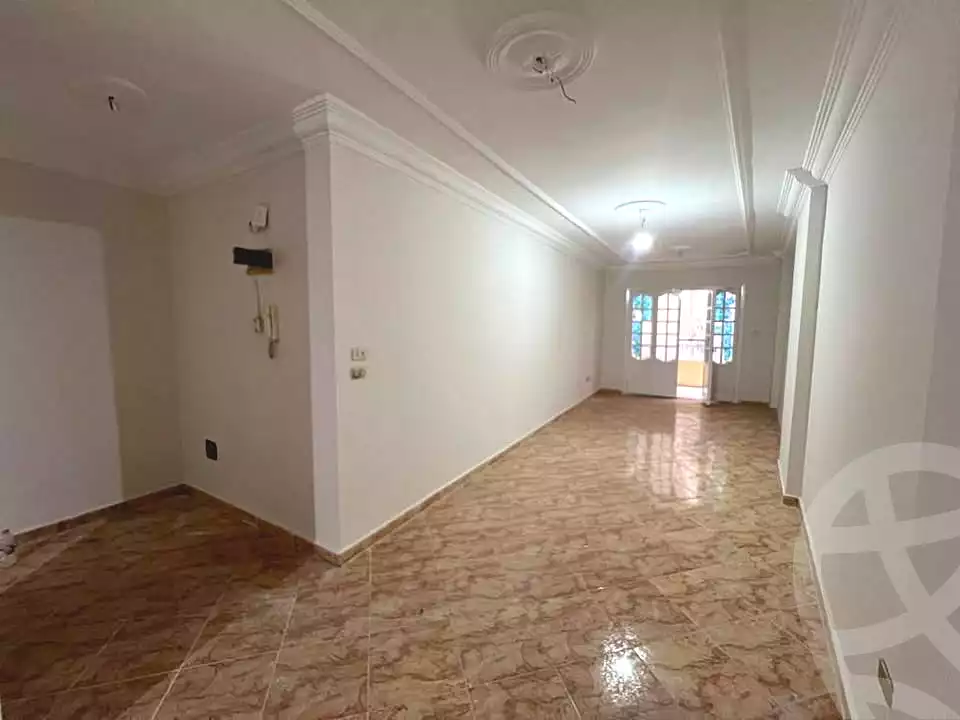 https://aqarmap.com.eg/ar/listing/6647565-for-sale-alexandria-sydy-bshr-sydy-bshr-bhry-shr-khld-bn-lwlyd