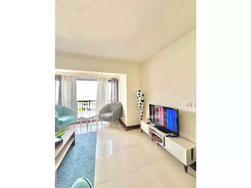 https://aqarmap.com.eg/ar/listing/6647829-for-rent-cairo-new-cairo-compounds-nyoum-nyw-kyrw