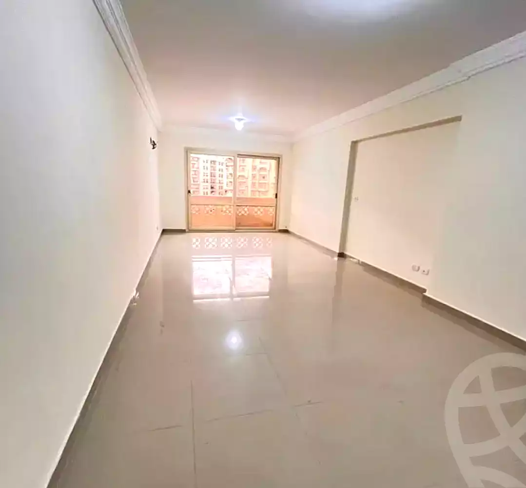 https://aqarmap.com.eg/ar/listing/6647883-for-rent-alexandria-smouha-mohammed-fawzi-moaz-st
